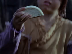 extant_XenaWarriorPrincess_1x01-SinsOfThePast_00151
