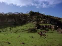 extant_XenaWarriorPrincess_1x01-SinsOfThePast_00157