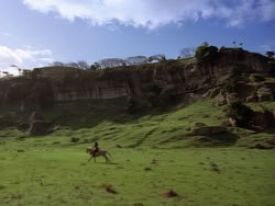 extant_XenaWarriorPrincess_1x01-SinsOfThePast_00160