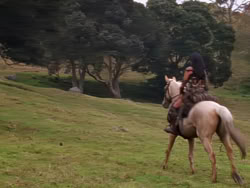 extant_XenaWarriorPrincess_1x01-SinsOfThePast_00164