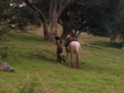 extant_XenaWarriorPrincess_1x01-SinsOfThePast_00177