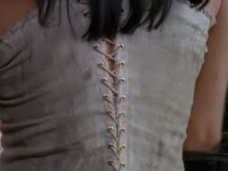 extant_XenaWarriorPrincess_1x01-SinsOfThePast_00192