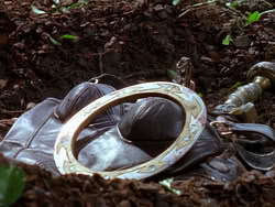 extant_XenaWarriorPrincess_1x01-SinsOfThePast_00194