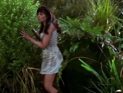 extant_XenaWarriorPrincess_1x01-SinsOfThePast_00219