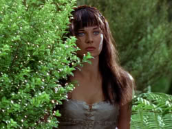 extant_XenaWarriorPrincess_1x01-SinsOfThePast_00268
