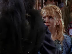 extant_XenaWarriorPrincess_1x01-SinsOfThePast_00273