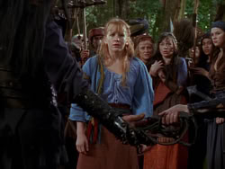 extant_XenaWarriorPrincess_1x01-SinsOfThePast_00280