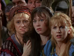 extant_XenaWarriorPrincess_1x01-SinsOfThePast_00288