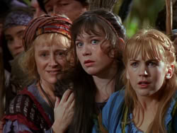 extant_XenaWarriorPrincess_1x01-SinsOfThePast_00290