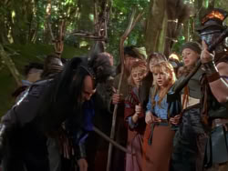 extant_XenaWarriorPrincess_1x01-SinsOfThePast_00309