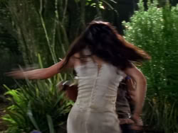 extant_XenaWarriorPrincess_1x01-SinsOfThePast_00323