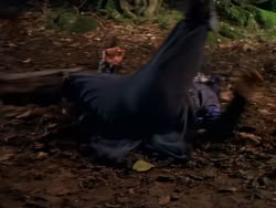 extant_XenaWarriorPrincess_1x01-SinsOfThePast_00331