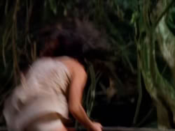 extant_XenaWarriorPrincess_1x01-SinsOfThePast_00364