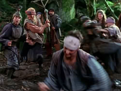 extant_XenaWarriorPrincess_1x01-SinsOfThePast_00450