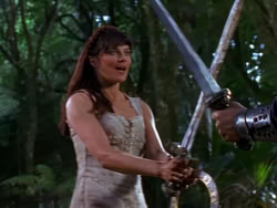 extant_XenaWarriorPrincess_1x01-SinsOfThePast_00466