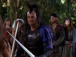extant_XenaWarriorPrincess_1x01-SinsOfThePast_00470