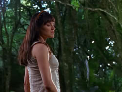 extant_XenaWarriorPrincess_1x01-SinsOfThePast_00492