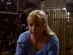 extant_XenaWarriorPrincess_1x01-SinsOfThePast_00593