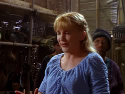 extant_XenaWarriorPrincess_1x01-SinsOfThePast_00597