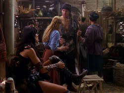 extant_XenaWarriorPrincess_1x01-SinsOfThePast_00632