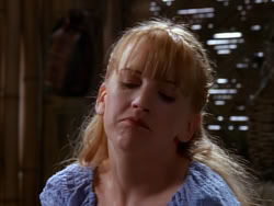 extant_XenaWarriorPrincess_1x01-SinsOfThePast_00693
