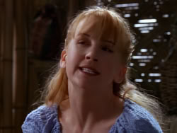 extant_XenaWarriorPrincess_1x01-SinsOfThePast_00695