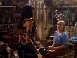 extant_XenaWarriorPrincess_1x01-SinsOfThePast_00708