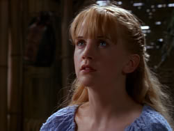 extant_XenaWarriorPrincess_1x01-SinsOfThePast_00713