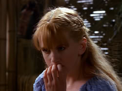 extant_XenaWarriorPrincess_1x01-SinsOfThePast_00728