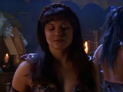 extant_XenaWarriorPrincess_1x01-SinsOfThePast_00918