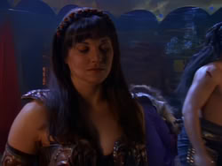 extant_XenaWarriorPrincess_1x01-SinsOfThePast_00920