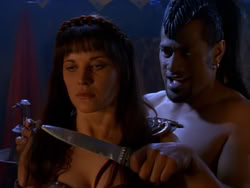 extant_XenaWarriorPrincess_1x01-SinsOfThePast_01011