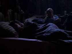 extant_XenaWarriorPrincess_1x01-SinsOfThePast_01097
