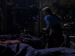 extant_XenaWarriorPrincess_1x01-SinsOfThePast_01120
