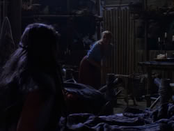 extant_XenaWarriorPrincess_1x01-SinsOfThePast_01143