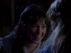 extant_XenaWarriorPrincess_1x01-SinsOfThePast_01155
