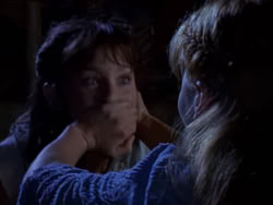 extant_XenaWarriorPrincess_1x01-SinsOfThePast_01156