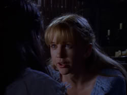 extant_XenaWarriorPrincess_1x01-SinsOfThePast_01163