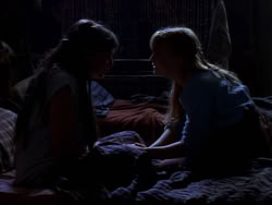 extant_XenaWarriorPrincess_1x01-SinsOfThePast_01173
