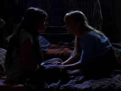extant_XenaWarriorPrincess_1x01-SinsOfThePast_01177