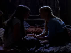 extant_XenaWarriorPrincess_1x01-SinsOfThePast_01179