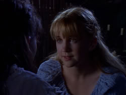 extant_XenaWarriorPrincess_1x01-SinsOfThePast_01199