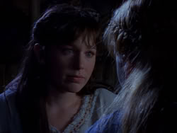extant_XenaWarriorPrincess_1x01-SinsOfThePast_01200