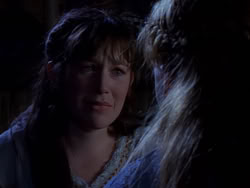 extant_XenaWarriorPrincess_1x01-SinsOfThePast_01202