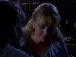 extant_XenaWarriorPrincess_1x01-SinsOfThePast_01220