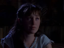 extant_XenaWarriorPrincess_1x01-SinsOfThePast_01229