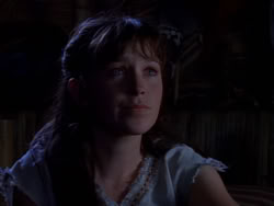 extant_XenaWarriorPrincess_1x01-SinsOfThePast_01231