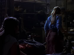 extant_XenaWarriorPrincess_1x01-SinsOfThePast_01237