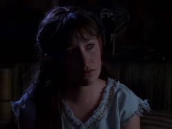 extant_XenaWarriorPrincess_1x01-SinsOfThePast_01239