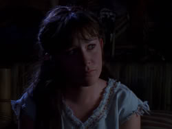 extant_XenaWarriorPrincess_1x01-SinsOfThePast_01240